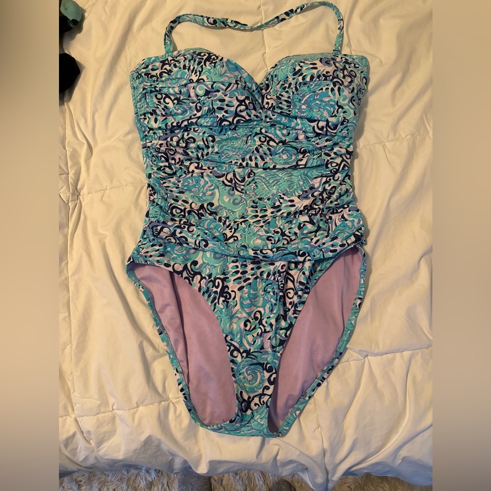 Lilly Pulitzer one piece swimsuit. EUC. Size 14